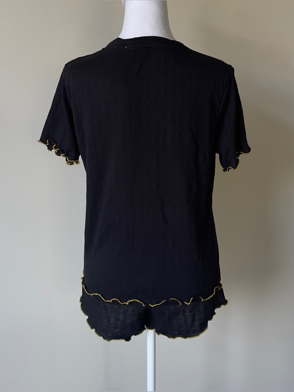 Emerson Road Black Short Sleeve Pajama Set with White Embroidered Daisies NWT S - Picture 5 of 9